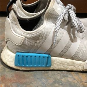 Adidas Originals NMD Women’s 8.5 (Boys 7)